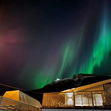 Sentralt Pa Fastlandet Og Gaavstand Til Alle Fasiliteter! Tromsdalen Exterior foto