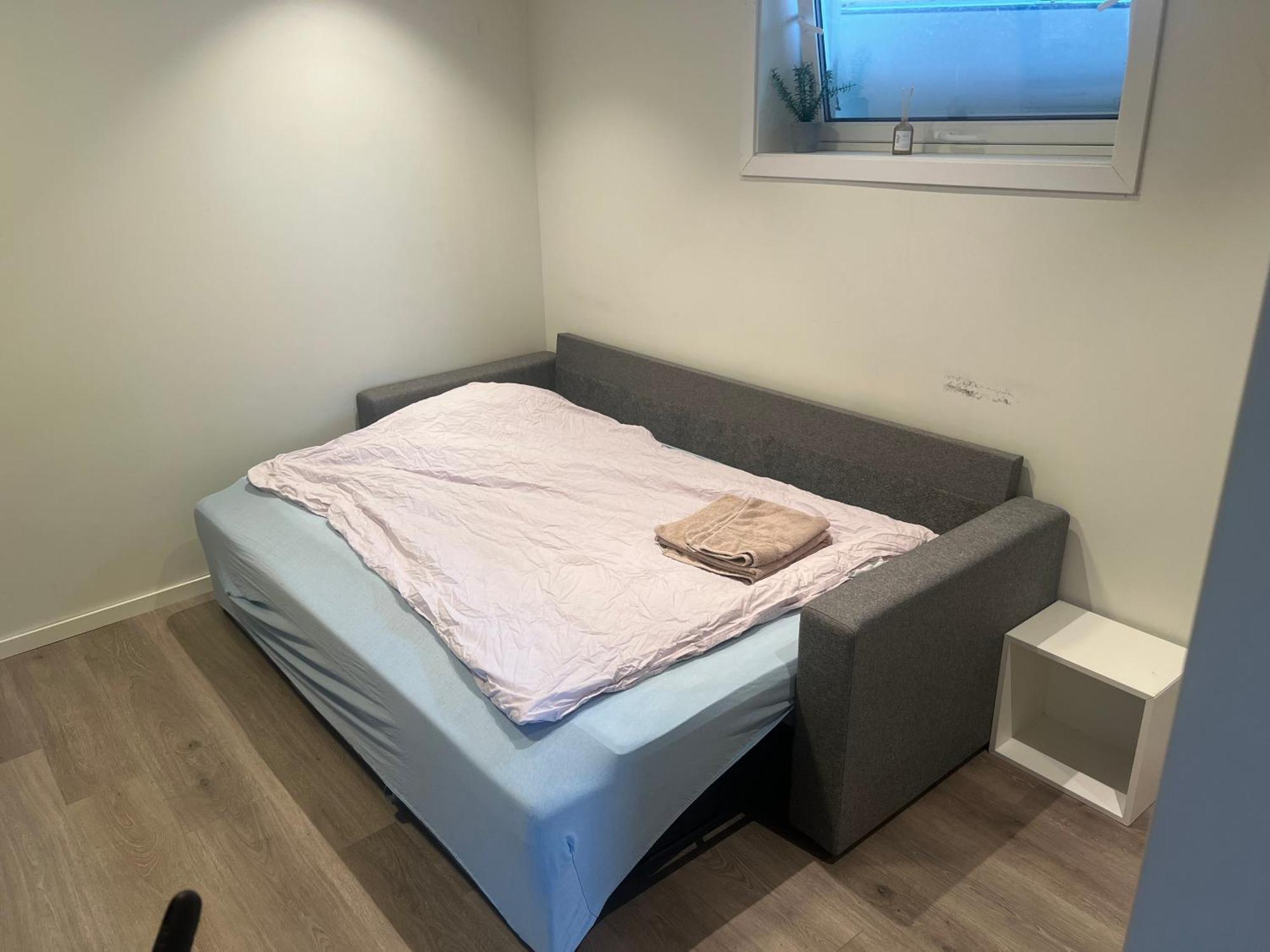 Sentralt Pa Fastlandet Og Gaavstand Til Alle Fasiliteter! Apartment *